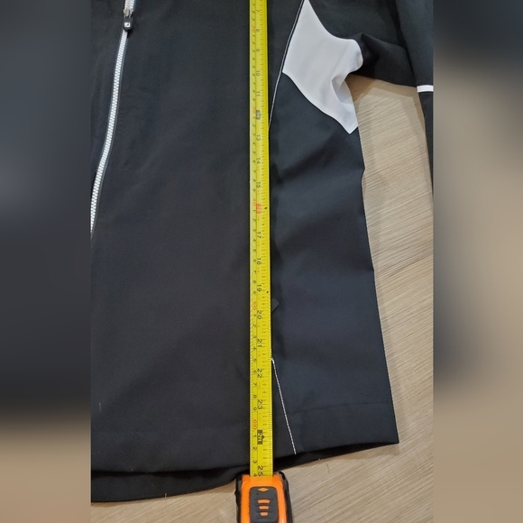 🆕New🆕 Black & White Sporty Windbreaker FJ Jacket - Picture 7 of 9